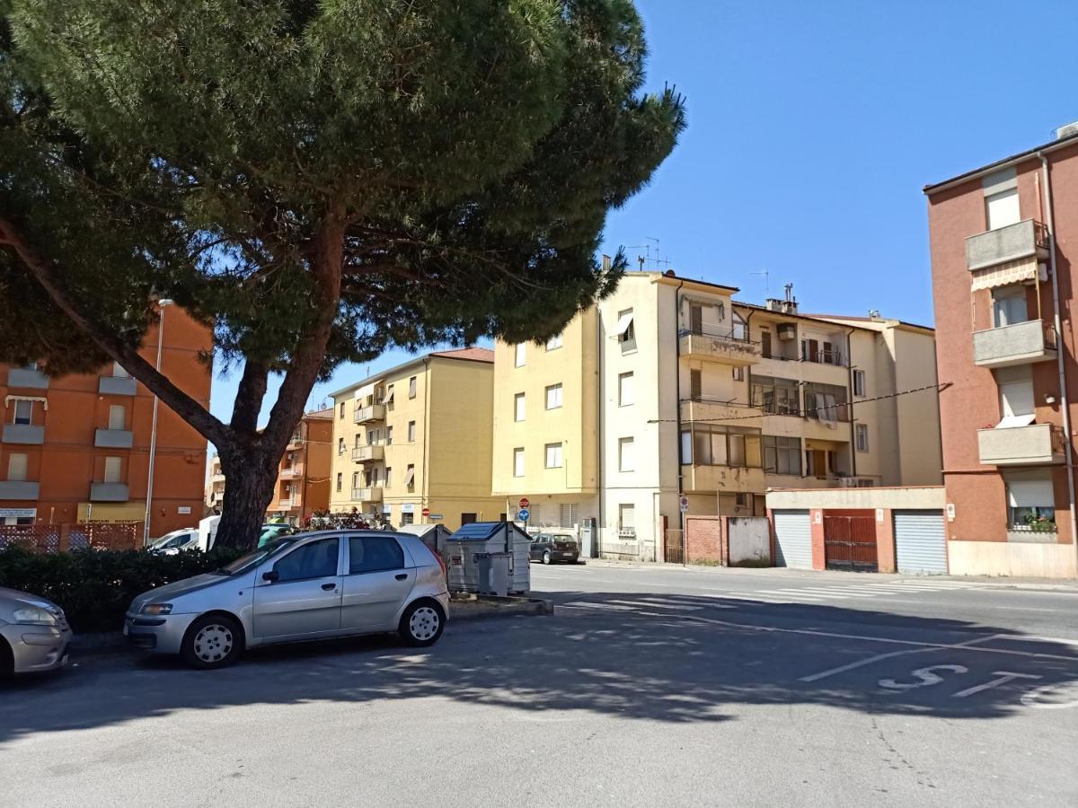 Casa Ilanfra - Appartamenti Gabbiano, Farfalla E Stella Marina Piombino Exterior photo