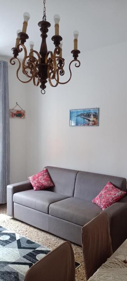 Casa Ilanfra - Appartamenti Gabbiano, Farfalla E Stella Marina Piombino Exterior photo
