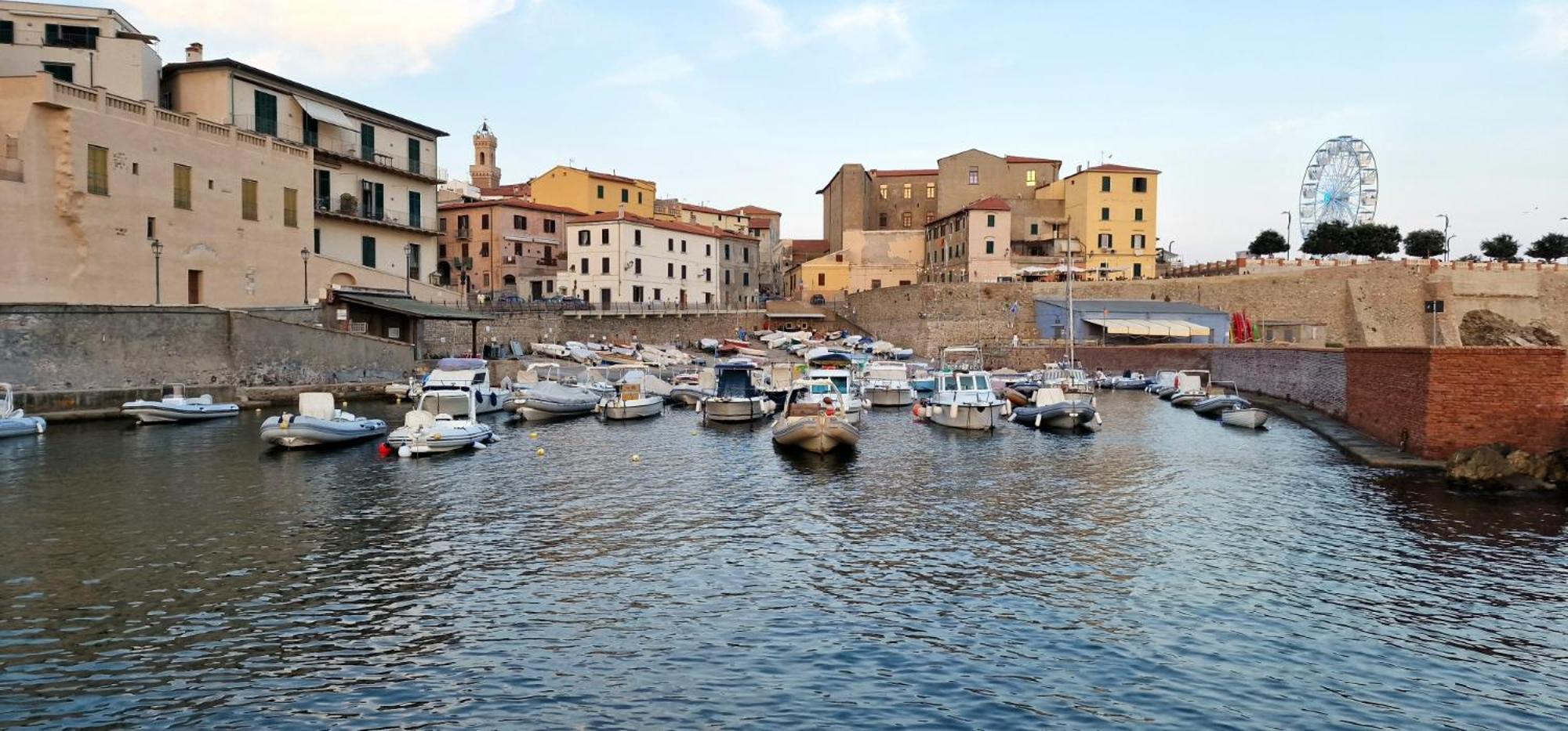 Casa Ilanfra - Appartamenti Gabbiano, Farfalla E Stella Marina Piombino Exterior photo